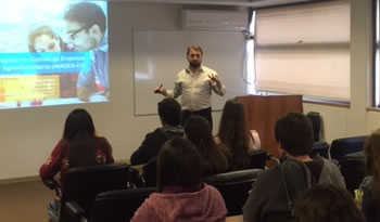 not charla Magea